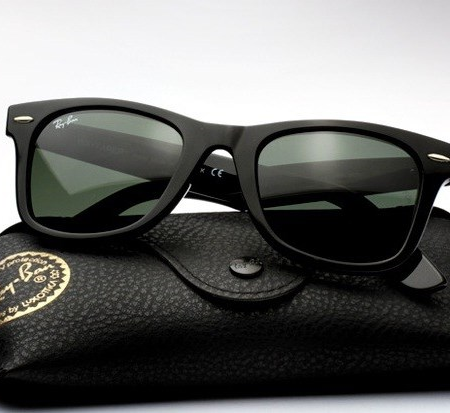 Ray Ban Wayfarer Sunglasses with Original Gift Box