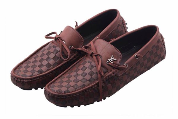 LOUIS VUITTON Chequered Design Brown color
