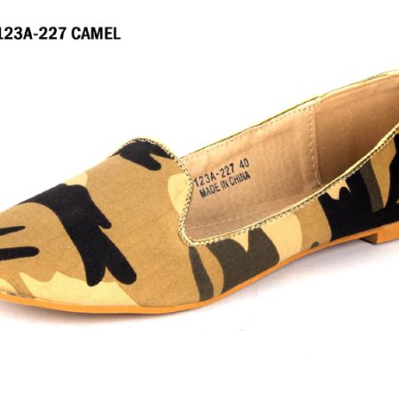 Code 123A-227 Camel Women's Shoes